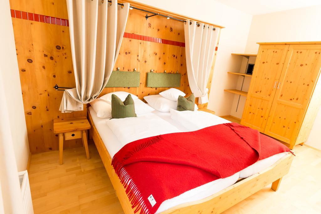 Appartement Ortners Mauerwirt - Leistbarer Luxus à Bad Kleinkirchheim Extérieur photo